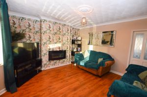 Lounge- click for photo gallery